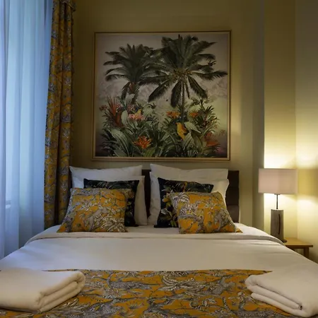 Rainforest Downtown By Pretty Bucureşti