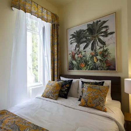 Rainforest Downtown By Pretty דירה